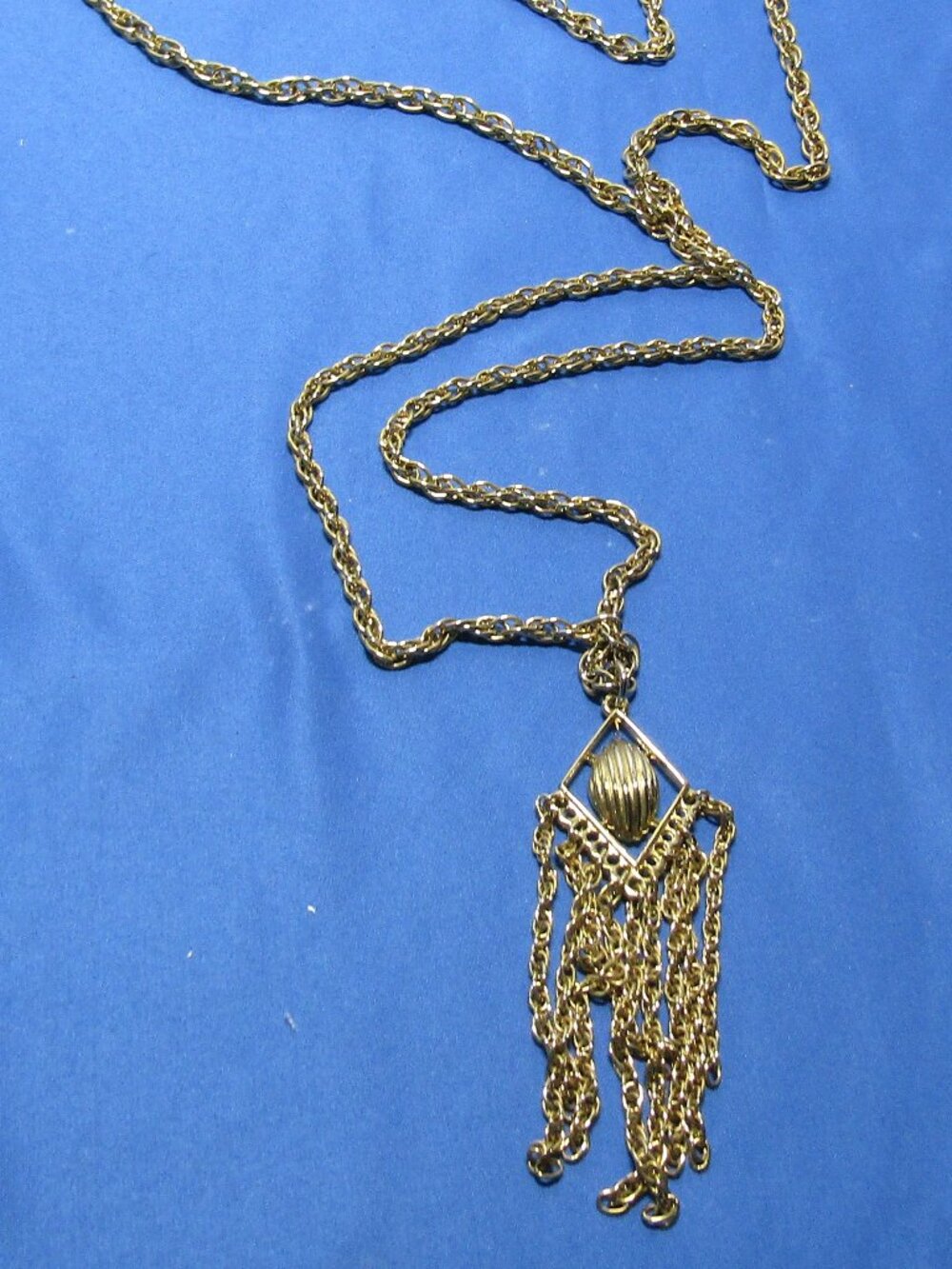 Gold Tone Tassel Pendant Necklace double chain 2.5" pendant